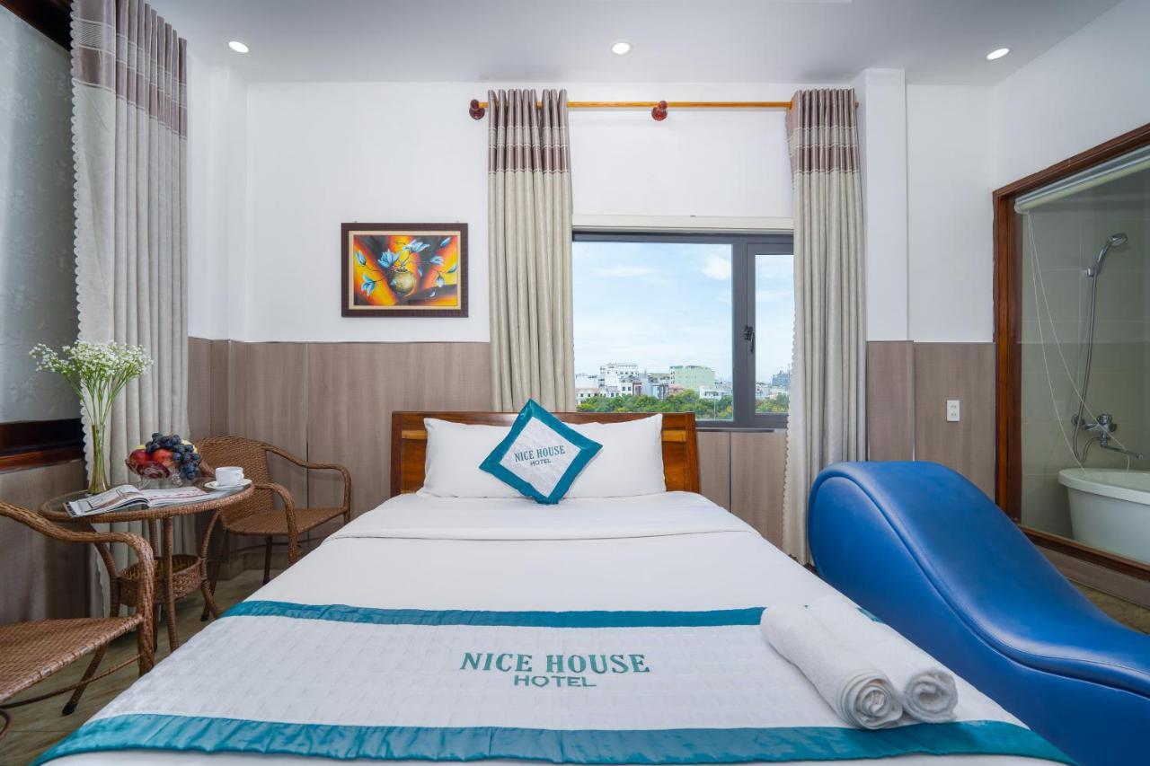 Nice House Hotel - Near My Khe Beach Da Nang Bagian luar foto