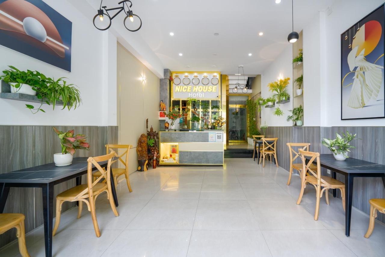 Nice House Hotel - Near My Khe Beach Da Nang Bagian luar foto